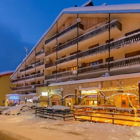 Apartment Zona Portici