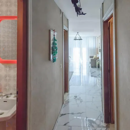 Zona Portici *