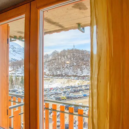 Apartment Zona Portici