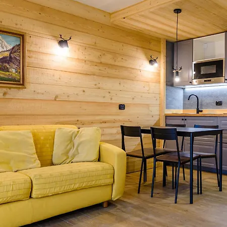 Zona Portici Apartment *