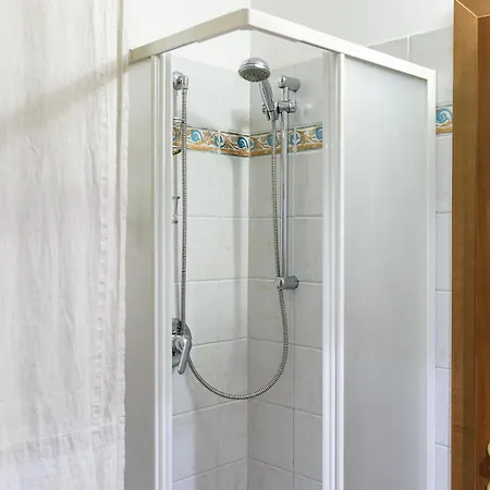 Zona Portici Apartamento *