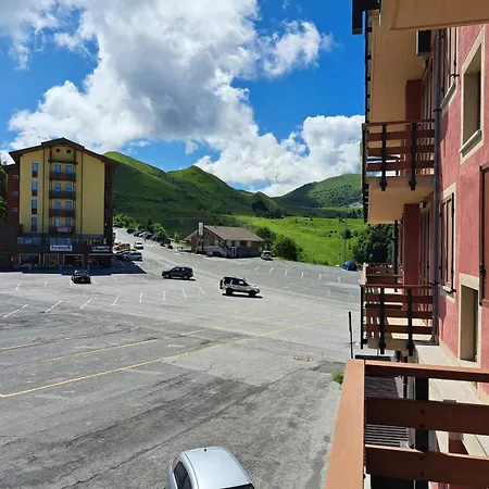 Zona Portici Apartment *
