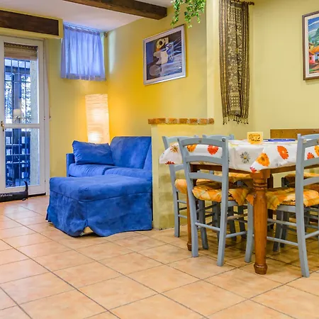 Apartment Zona Portici *