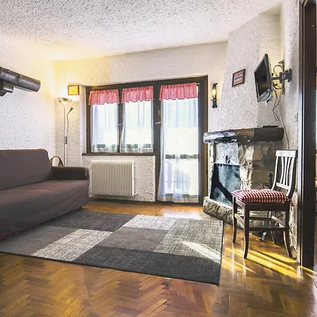 Διαμέρισμα Zona Portici *